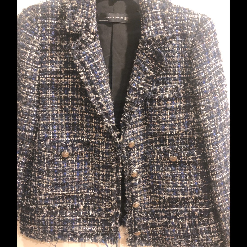 Beautiful tweed Zara jacket with silver buttons!